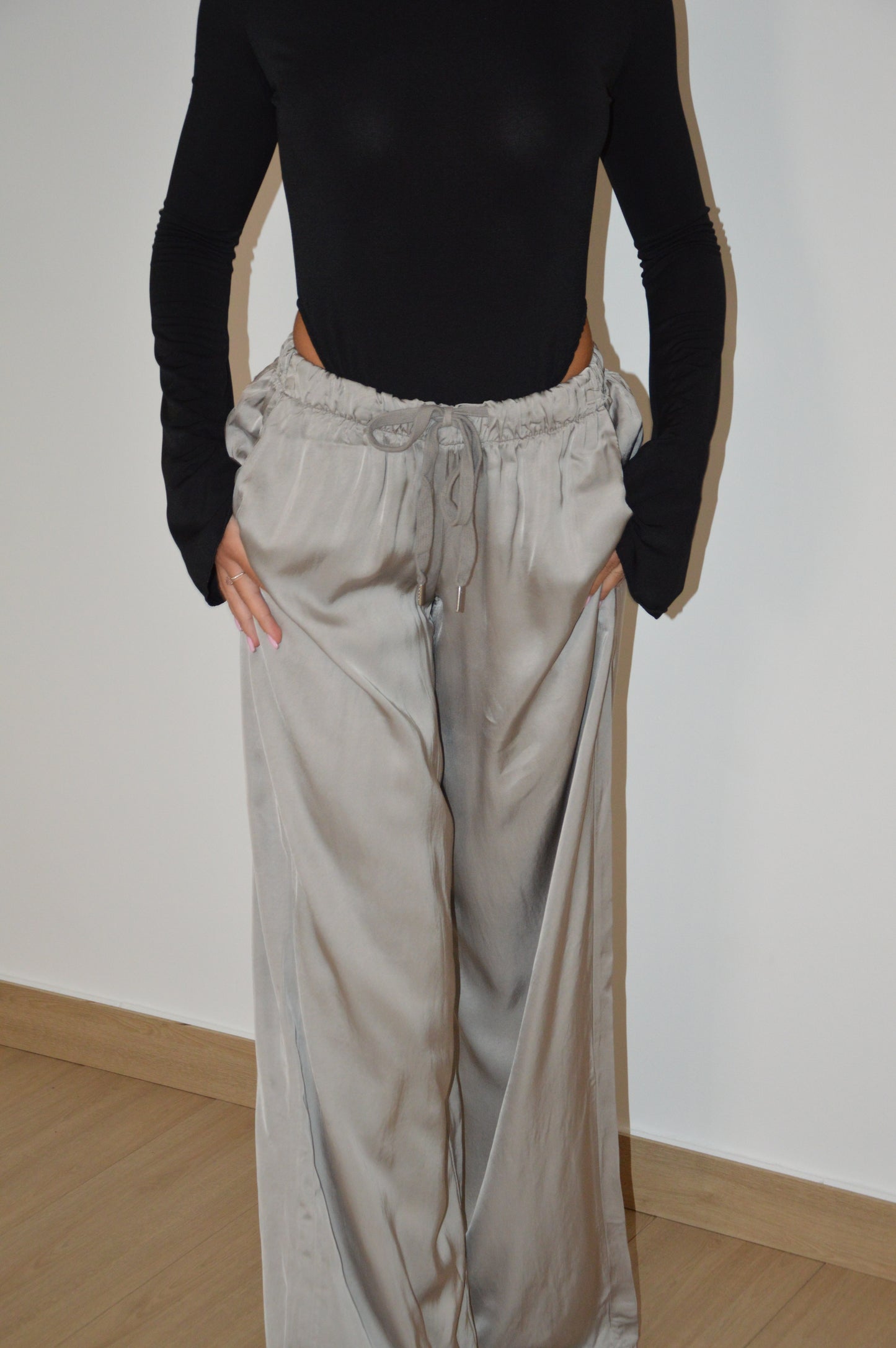 PANTALONI SATIN 2.0