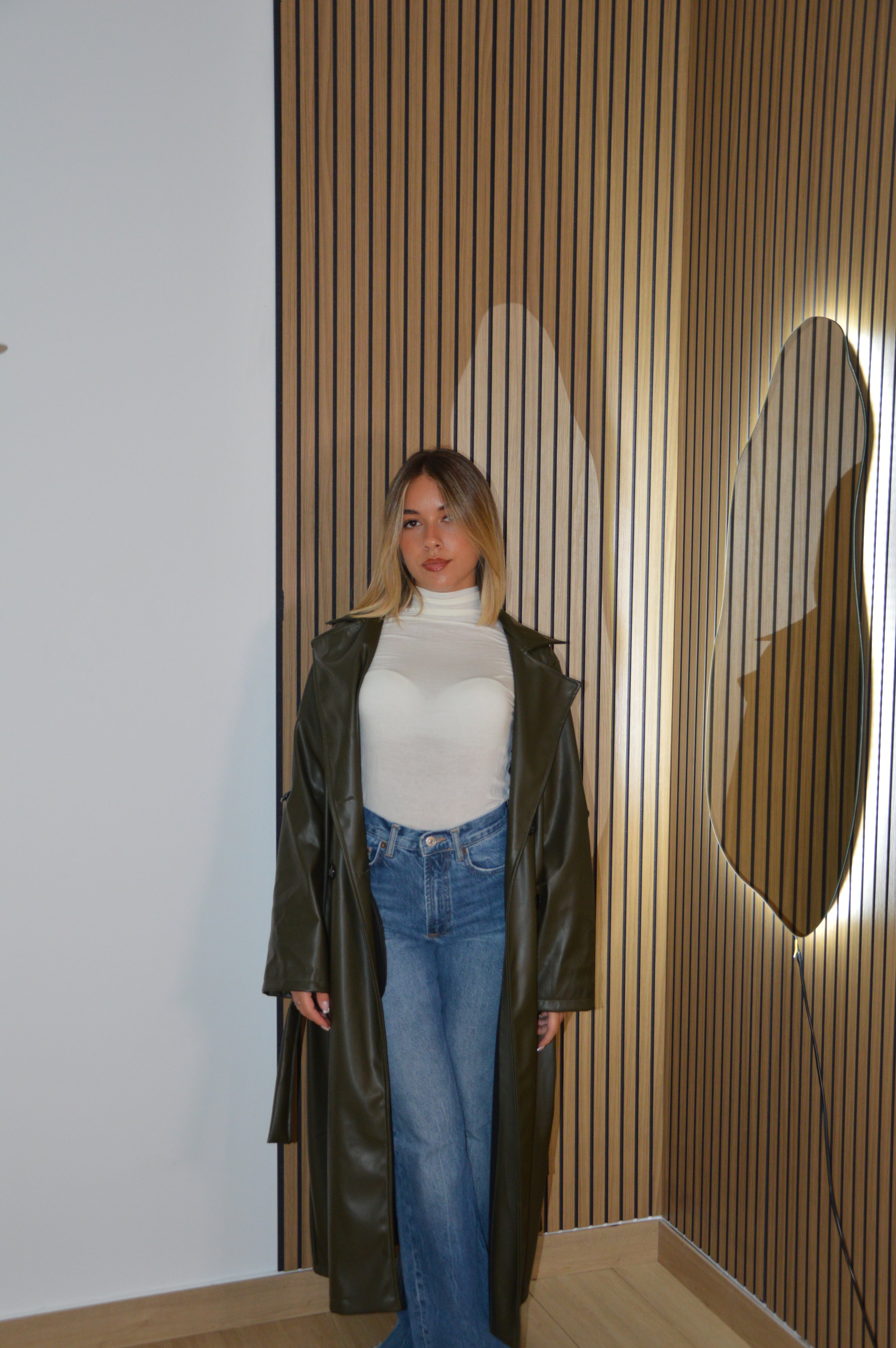 TRENCH DIVA