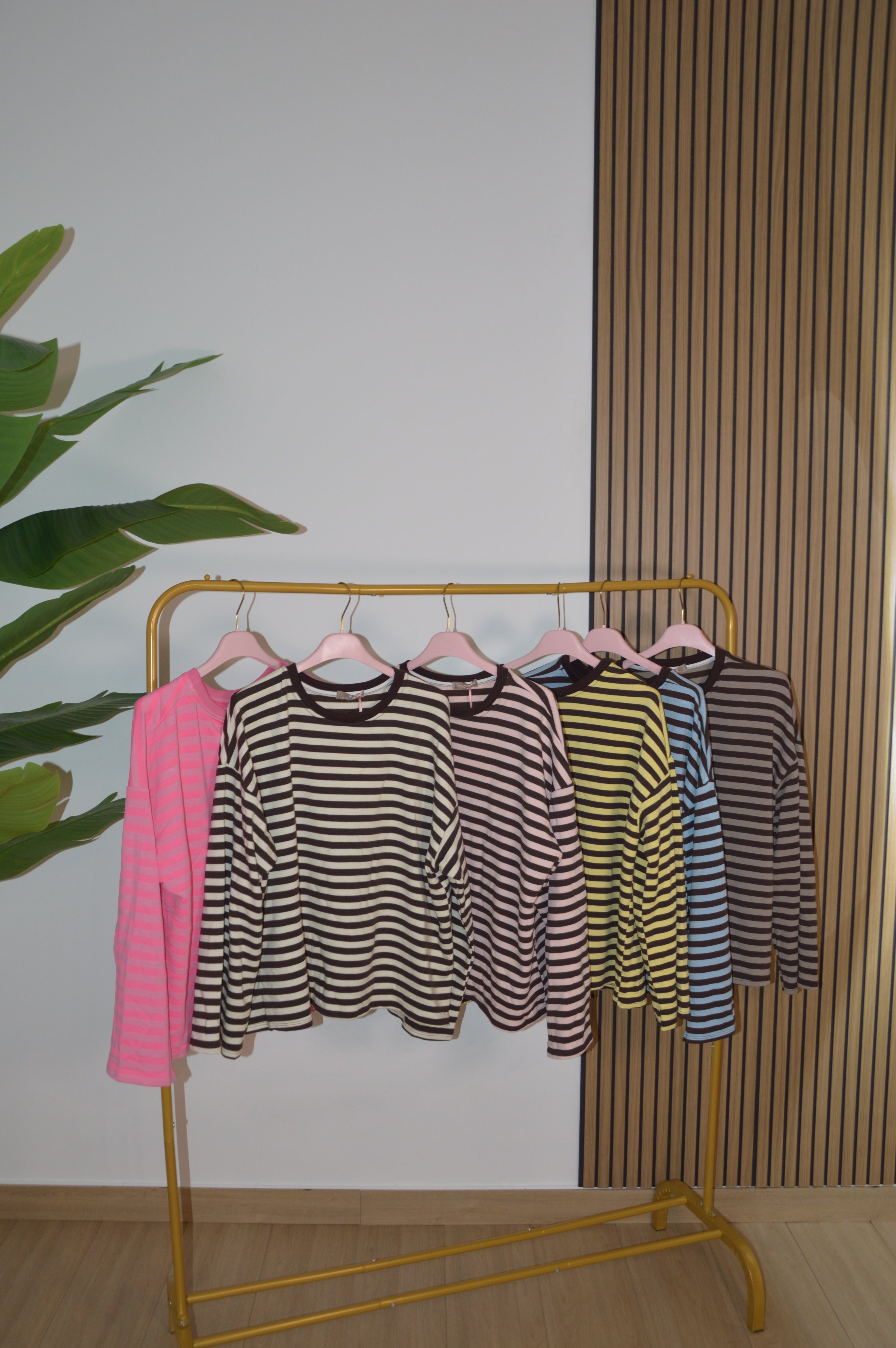 MAGLIA A RIGHE