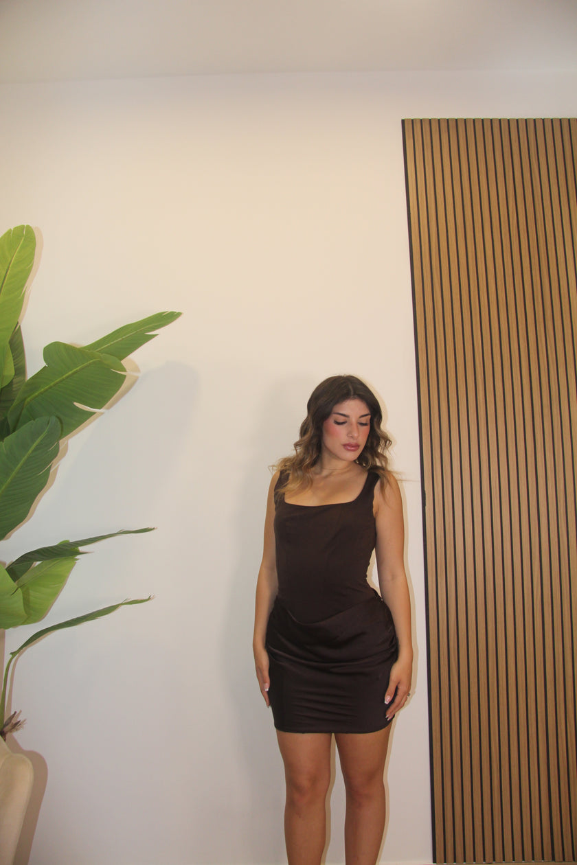 ABITO EVA